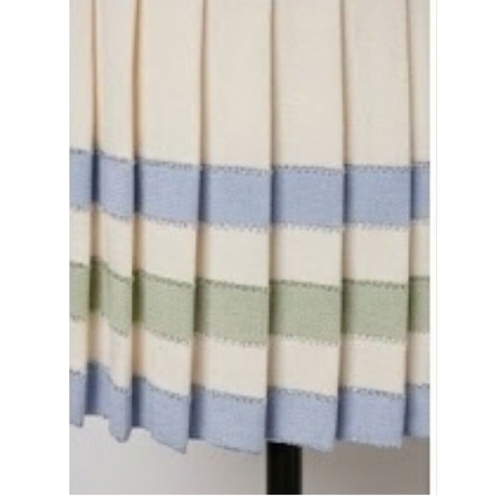 St John Knitted  Pleated Skirt Cream Blue Green Silver Studs Size 14 - Picture 7 of 9